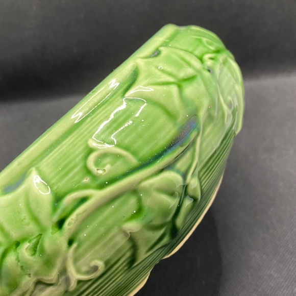 Shawnee Art Pottery Bowl, Green, Ivy motif #3025. VTG MCM USA - Picture 2 of 7